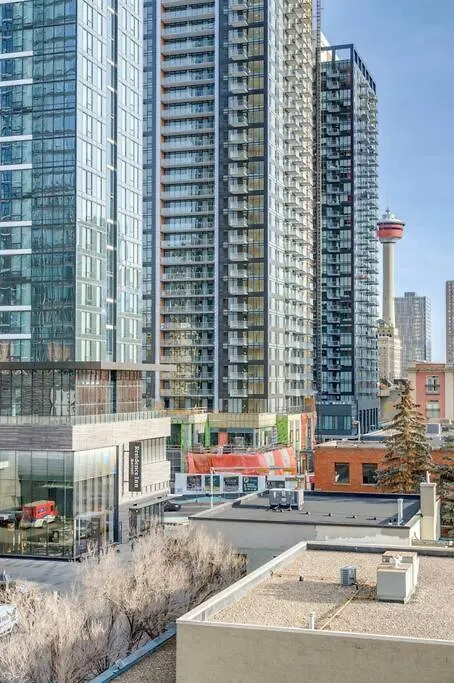 Downtown Calgary Tower View Apartment